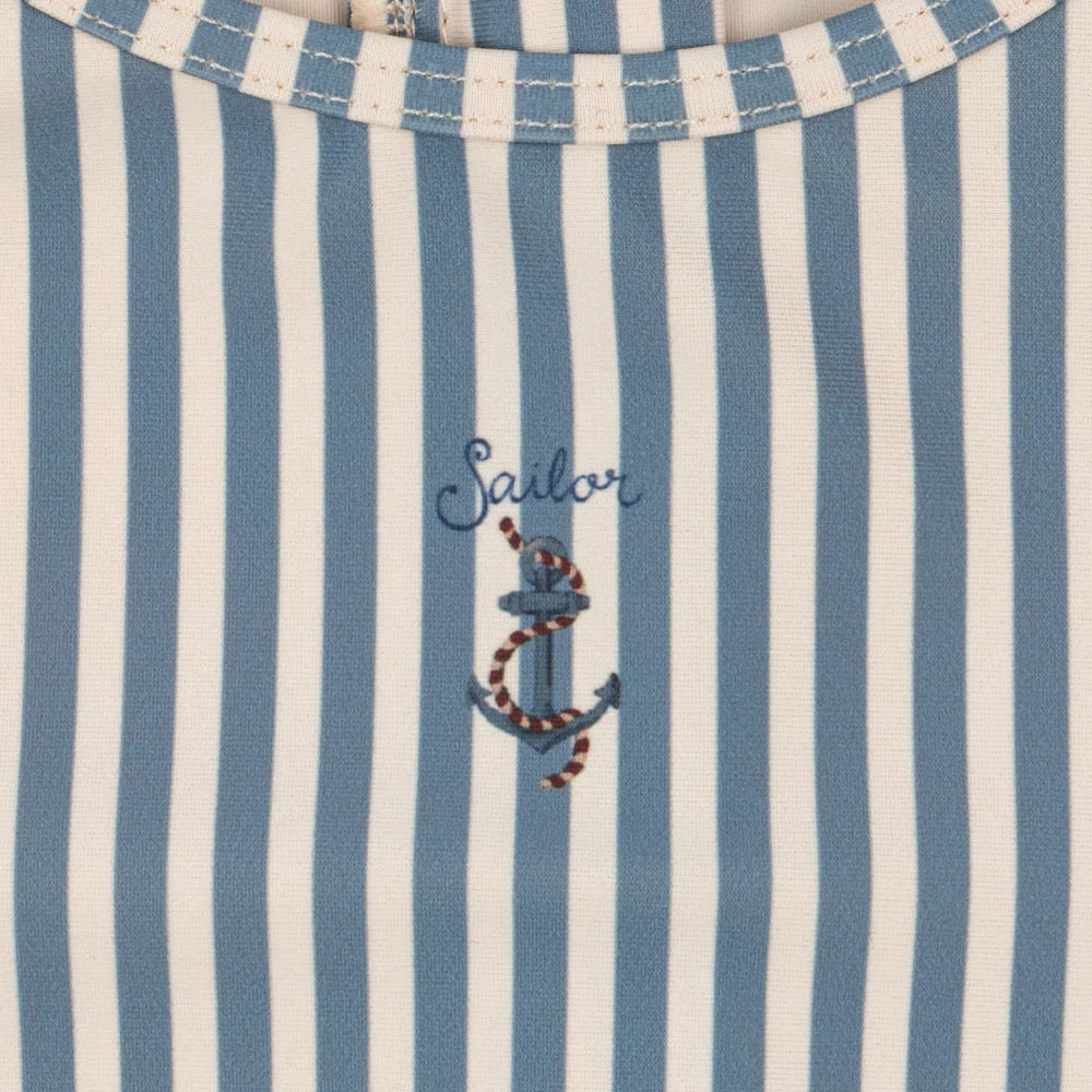 6994e99716e7f7b8ef5ba0e0a169c6f4