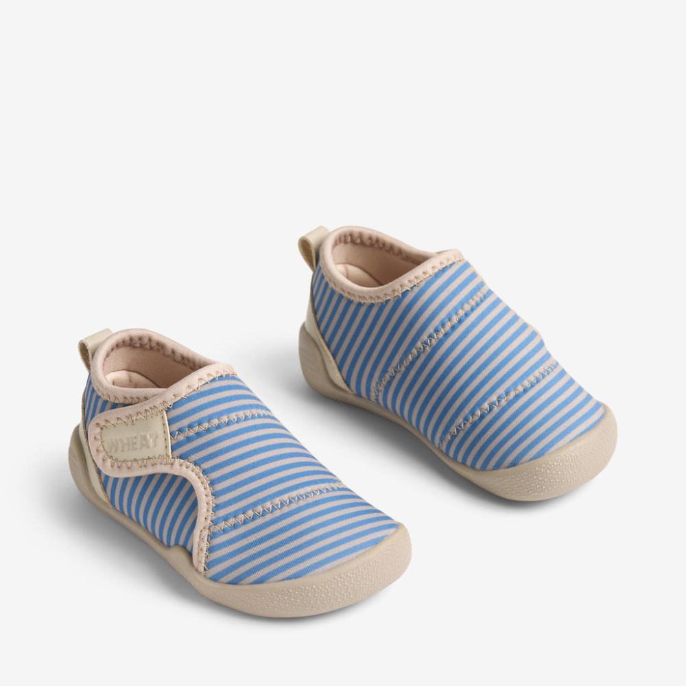 Chaussures de bain imprimées Archimède - Bleu - Kiabi - 5.98 Chaussures de bain imprimées Archimède - Bleu - Kiabi - 5.98
