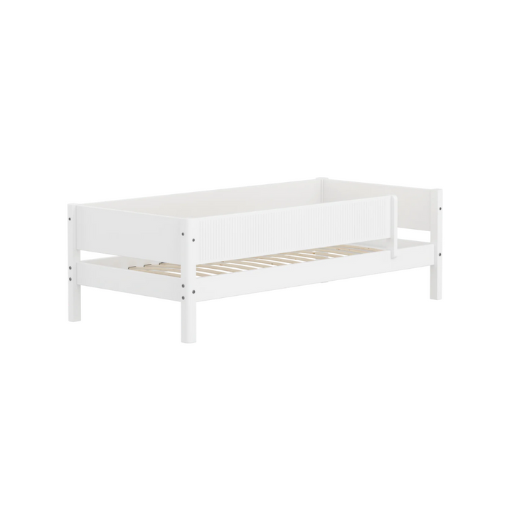 Flexa Lit simple pour enfants avec barrière de sécurité blanc